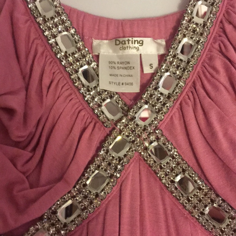 Pink dress - Picture 3 of 5
